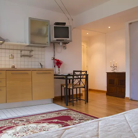 Prince Park Residence Apartments 3*