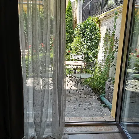 Prince Residence Apartments Apart Otel Bükreş