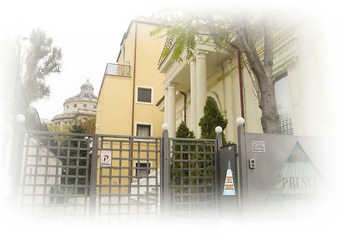 Lejlighedshotel Prince Residence Apartments 3*